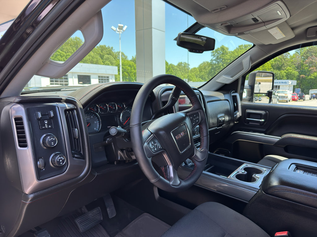 Used 2018 GMC Sierra 2500 SLT w/ All Terrain HD Package AWD/4WD image 12