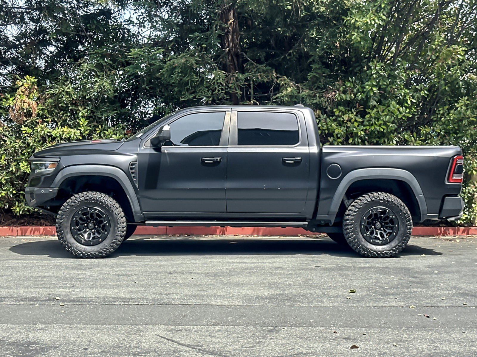 Used 2022 RAM 1500 TRX w/ TRX Level 2 Equipment Group AWD/4WD image 2