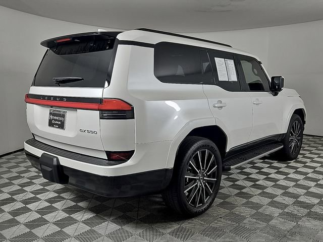 Used 2025 Lexus GX 550 w/ Accessory Package (2T) image 4