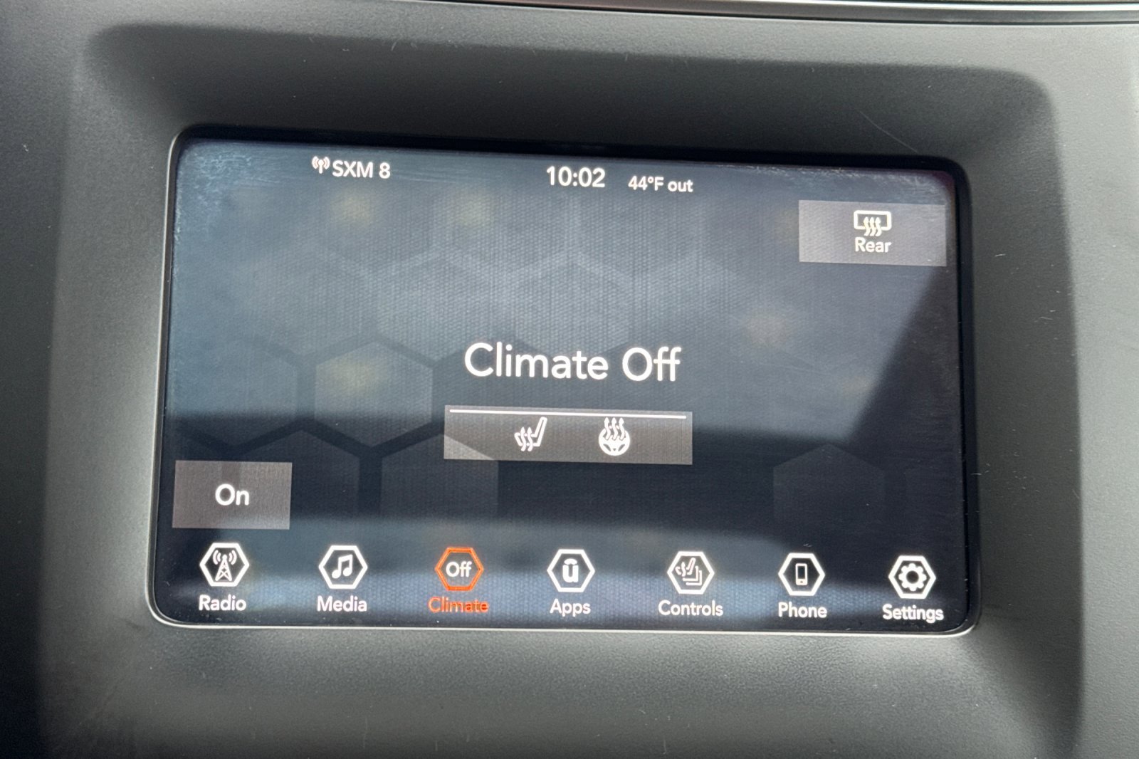 Used 2020 Jeep Cherokee Latitude Plus w/ Comfort/Convenience Group image 20