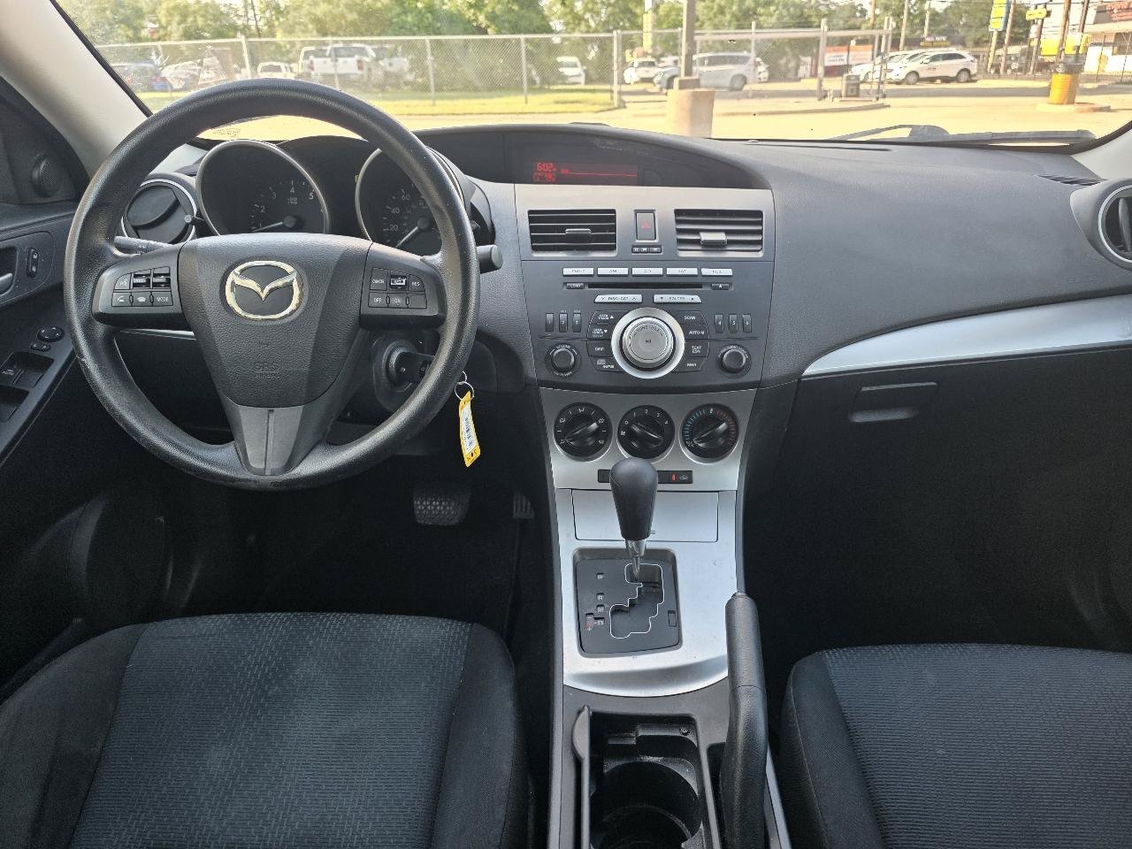 Used 2010 MAZDA MAZDA3 i Touring FWD image 16