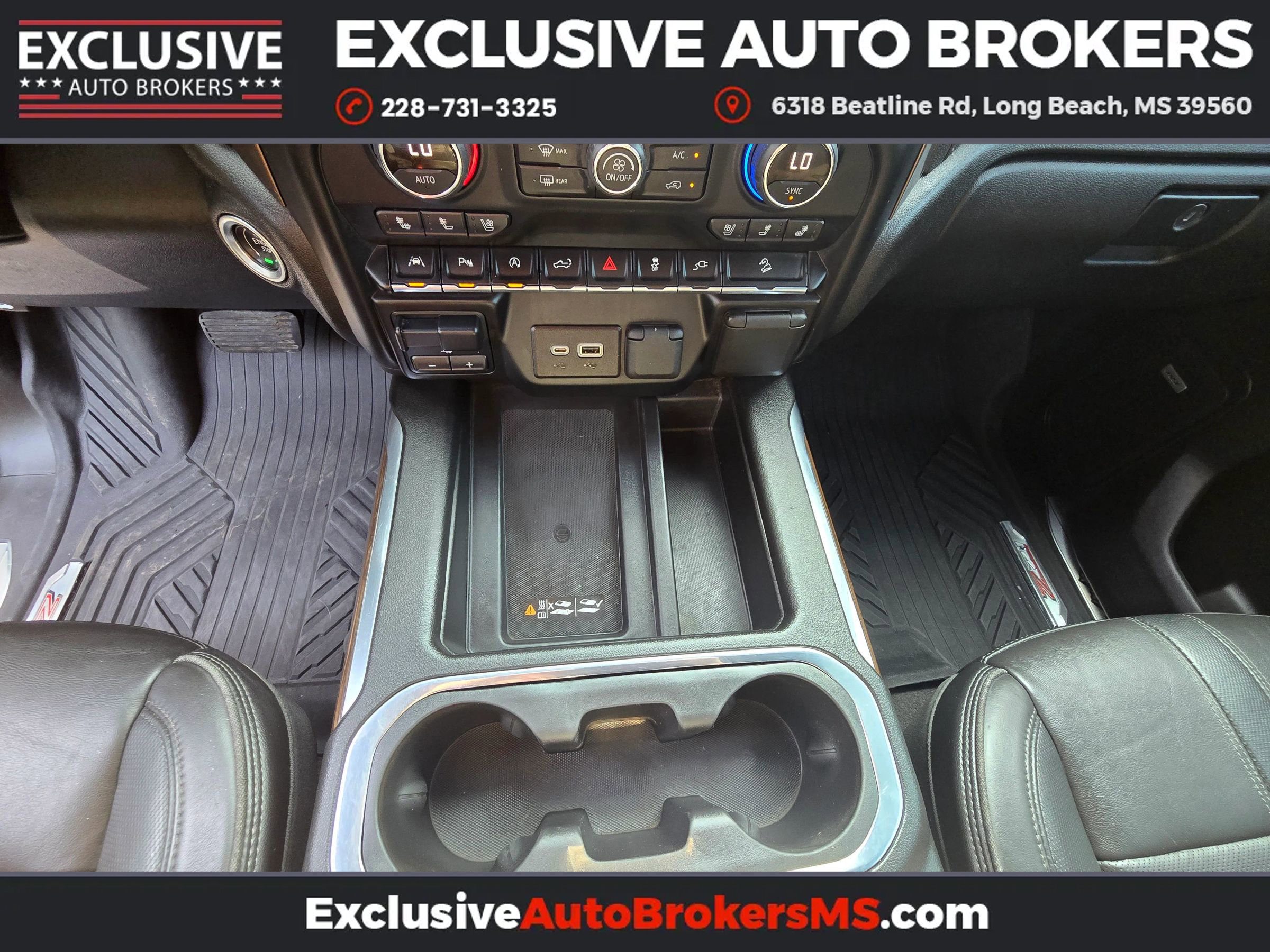 Used 2022 Chevrolet Silverado 1500 High Country w/ Technology Package image 30