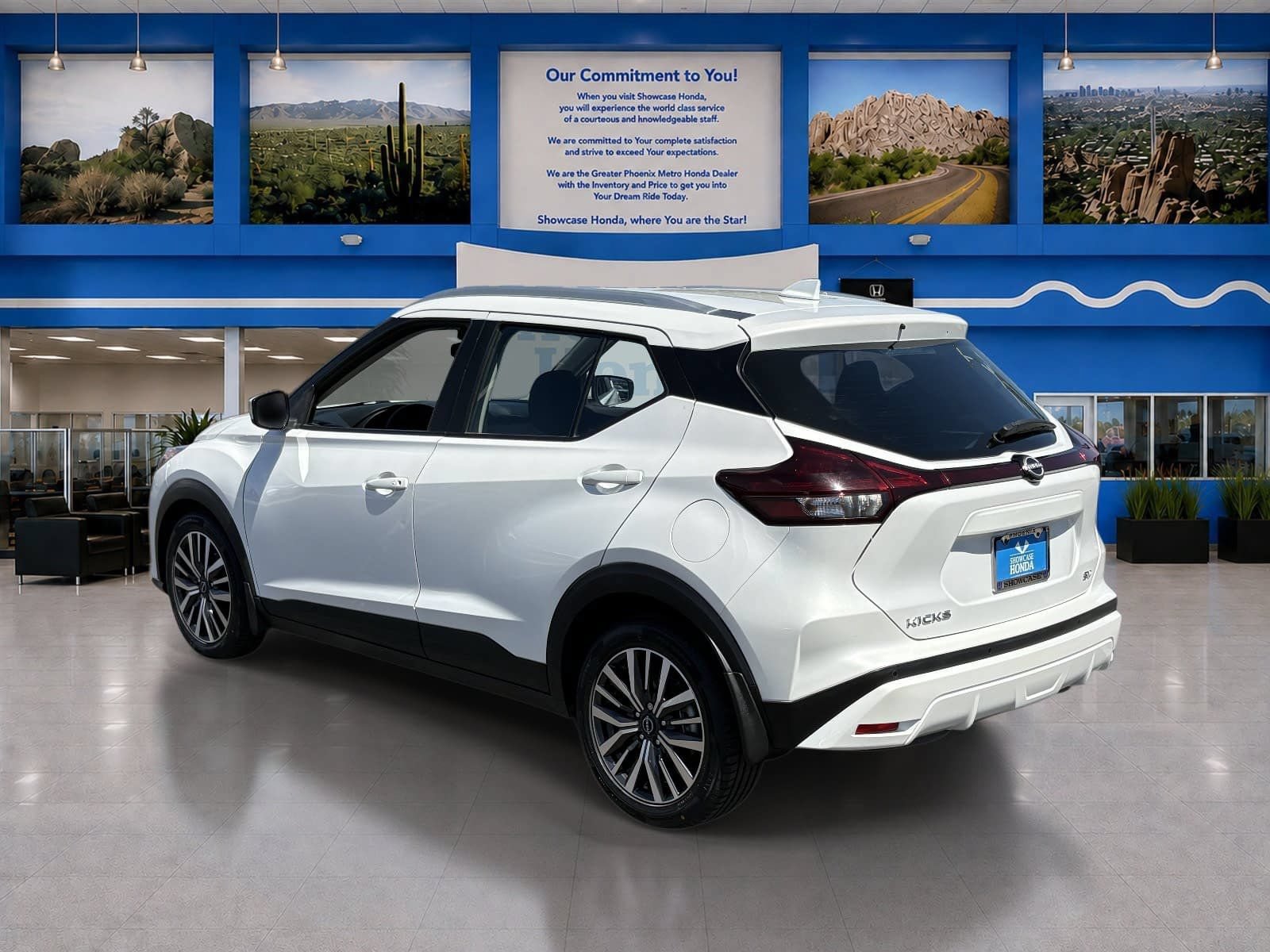 Used 2022 Nissan Kicks SV FWD image 5