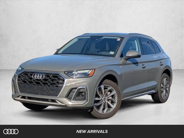 Used 2023 Audi Q5 2.0T Premium w/ Convenience Package image 1