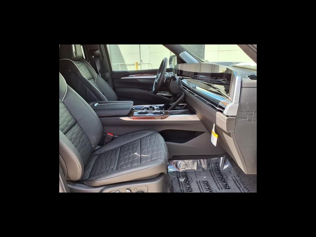 New 2026 Cadillac Escalade Platinum Sport w/ LPO, ONYX Package AWD/4WD image 9