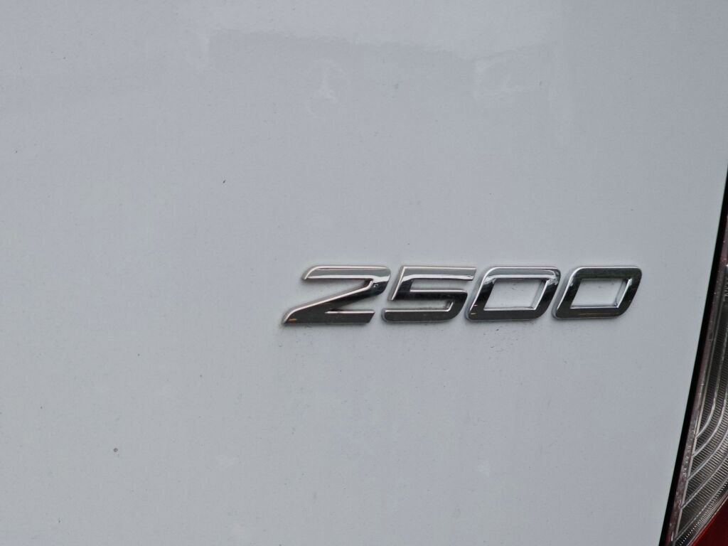 New 2025 Mercedes-Benz Sprinter 2500 image 13