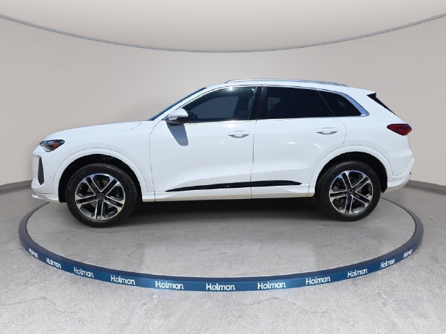 Used 2025 Audi Q5 Premium w/ Convenience Package AWD/4WD image 9