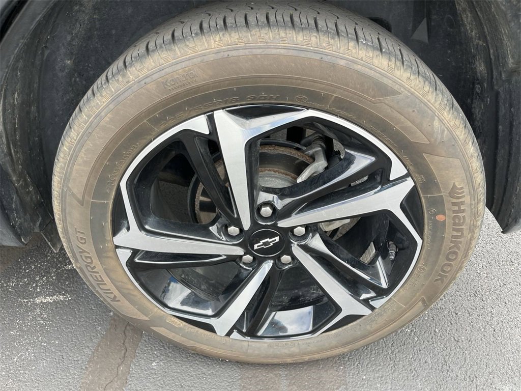 Certified 2023 Chevrolet TrailBlazer RS w/ Sun and Liftgate Package image 33