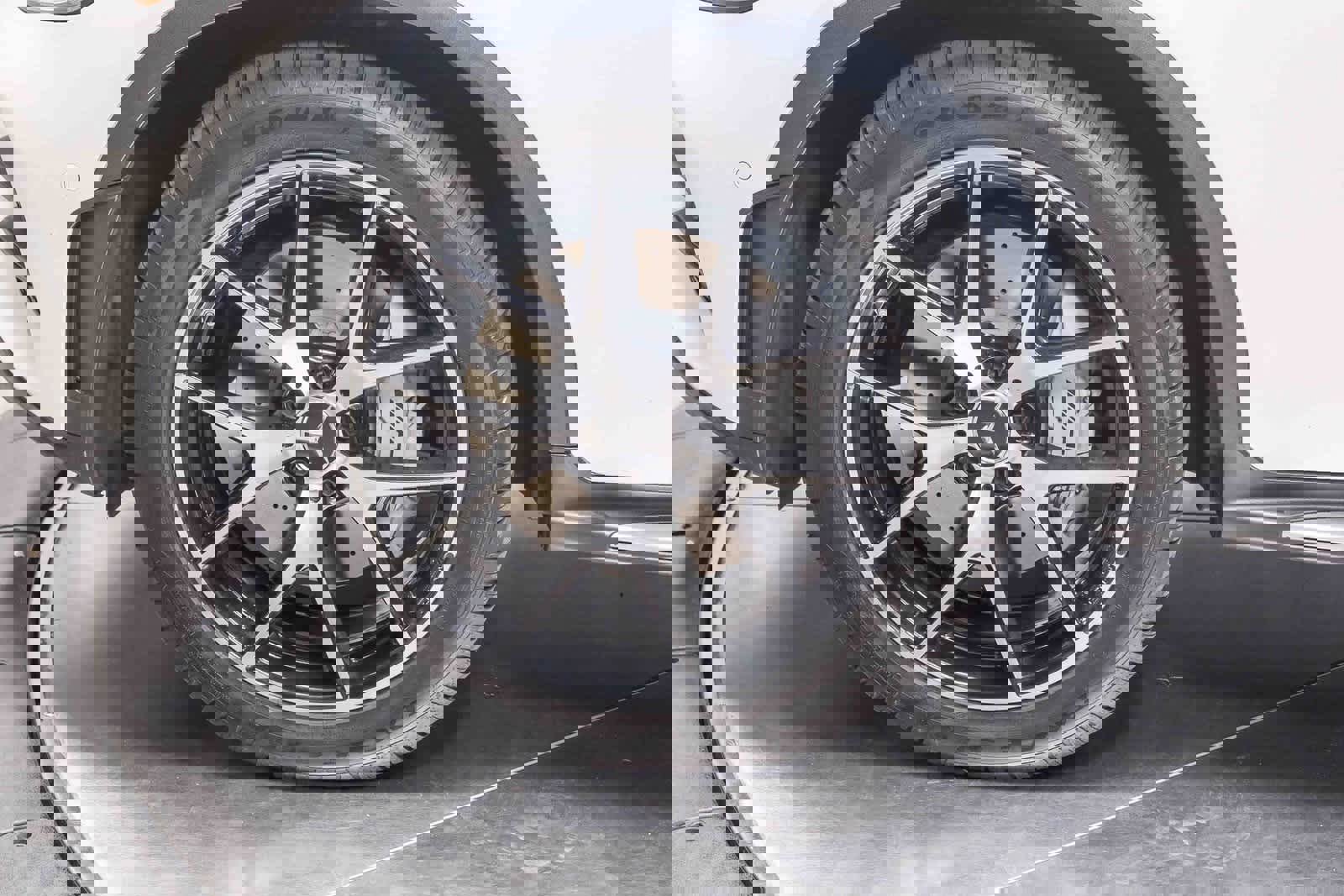 Certified 2021 Mercedes-Benz GLC 43 AMG 4MATIC image 10