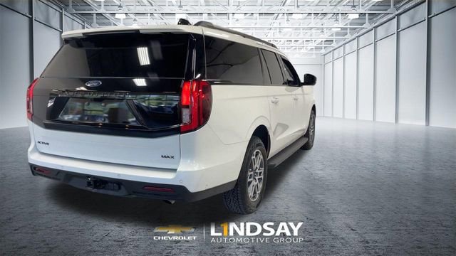 Used 2025 Ford Expedition Max Active AWD/4WD image 9