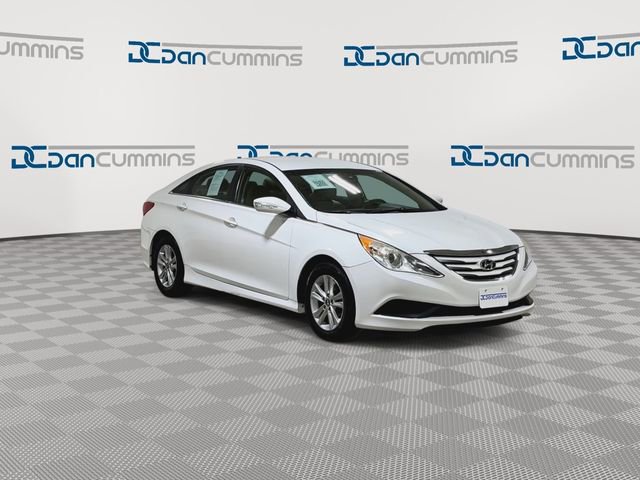 Used 2014 Hyundai Sonata GLS w/ Popular Equipment Group 2 FWD image 3
