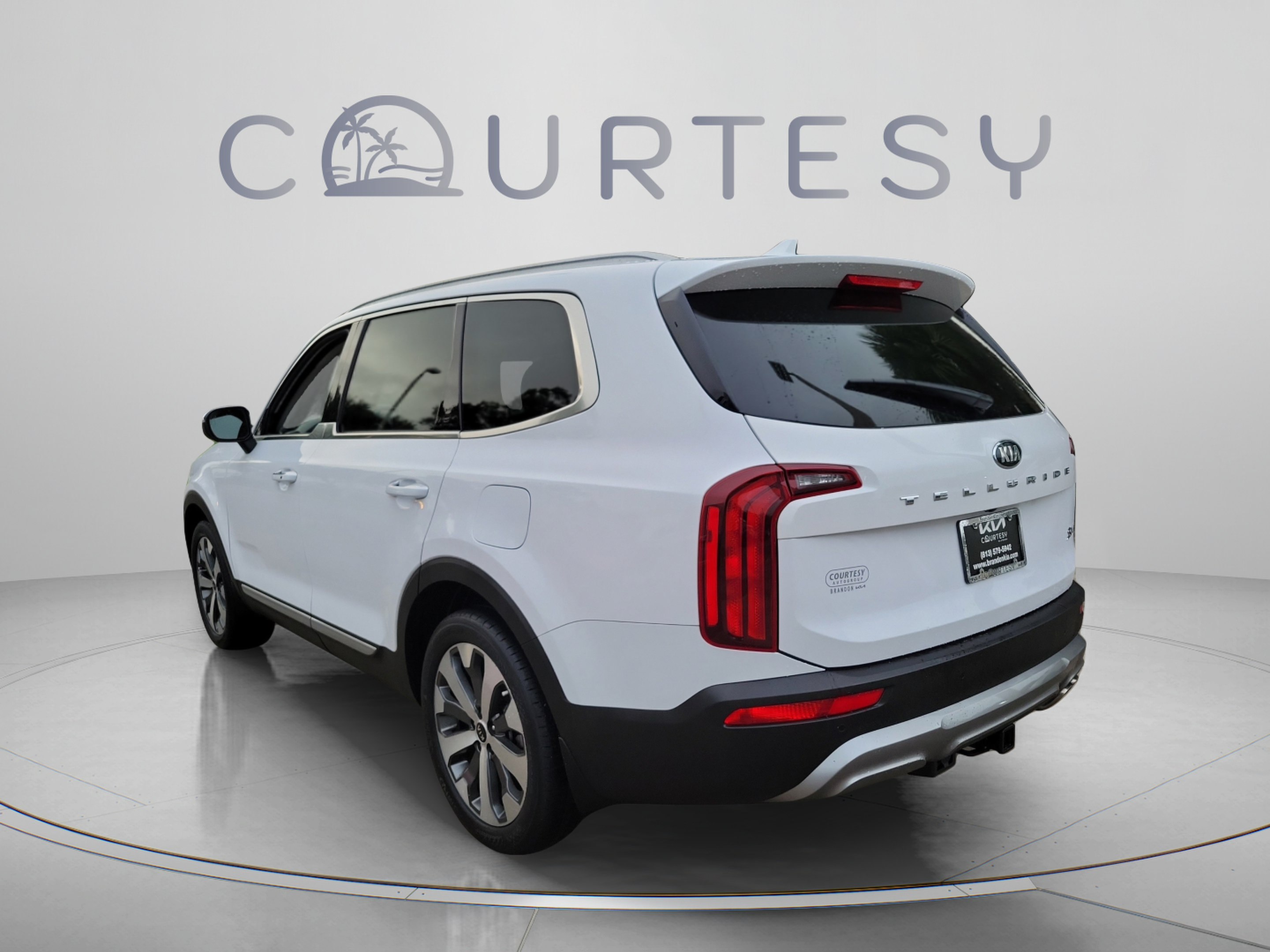Certified 2021 Kia Telluride S FWD image 6