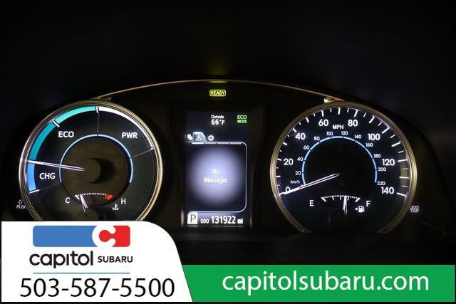Used 2017 Toyota Camry XLE w/ Moonroof Package FWD image 19