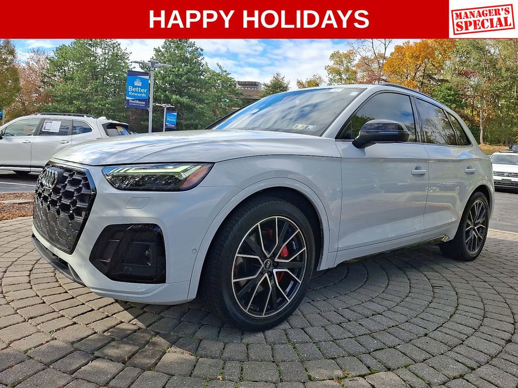 Used 2023 Audi SQ5 Prestige w/ Prestige Package image 3