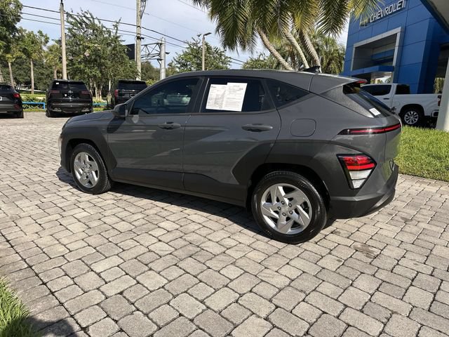 Used 2024 Hyundai Kona SE FWD image 33