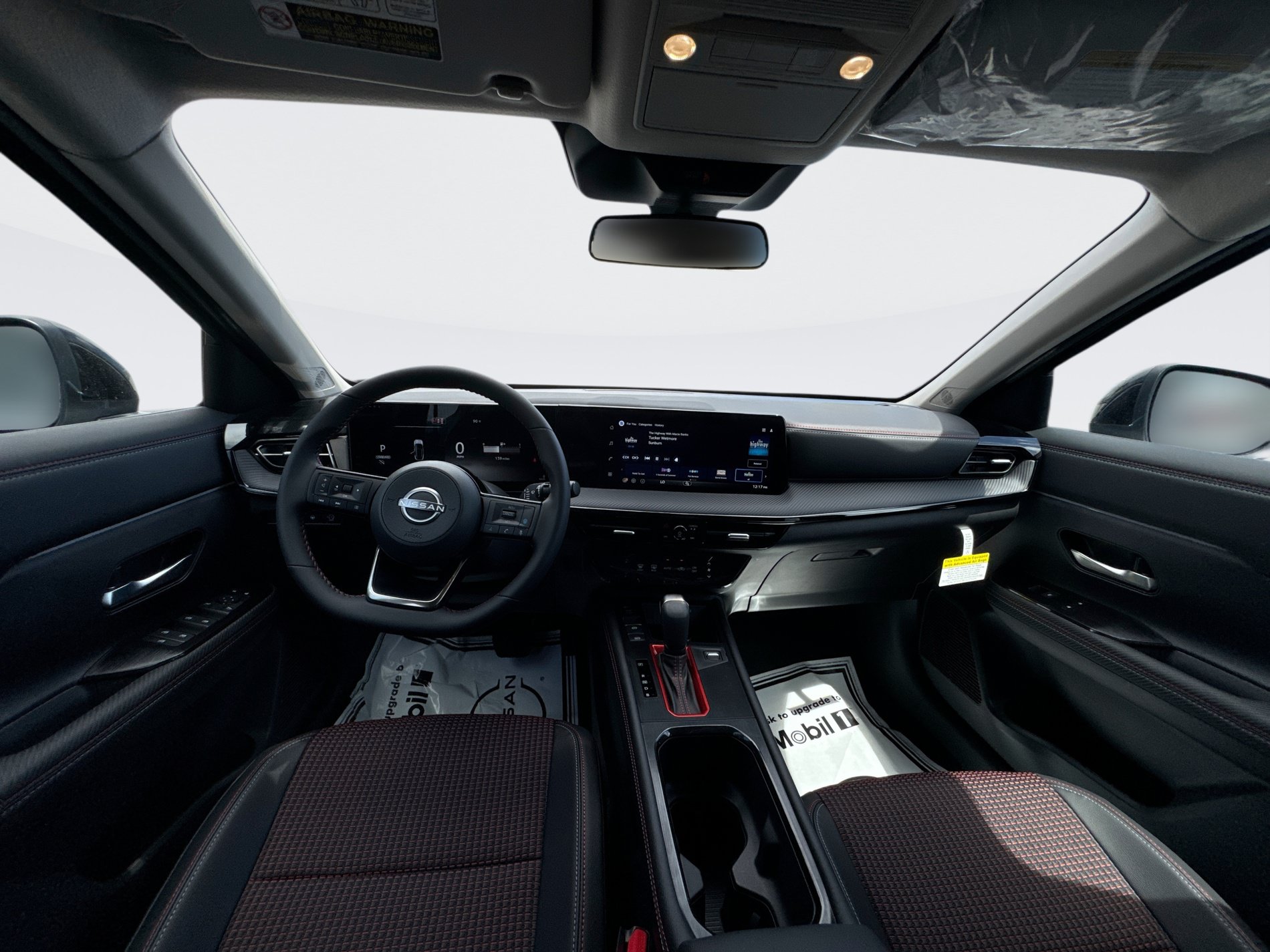 New 2027 Nissan Kicks SR FWD image 15
