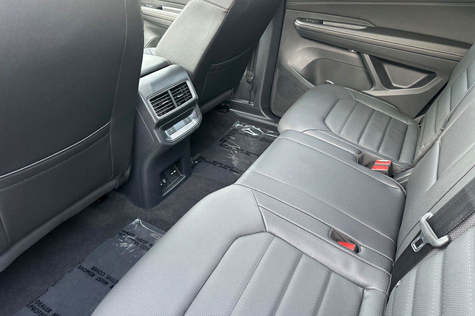 New 2026 Volkswagen Atlas Cross Sport SEL AWD/4WD image 11