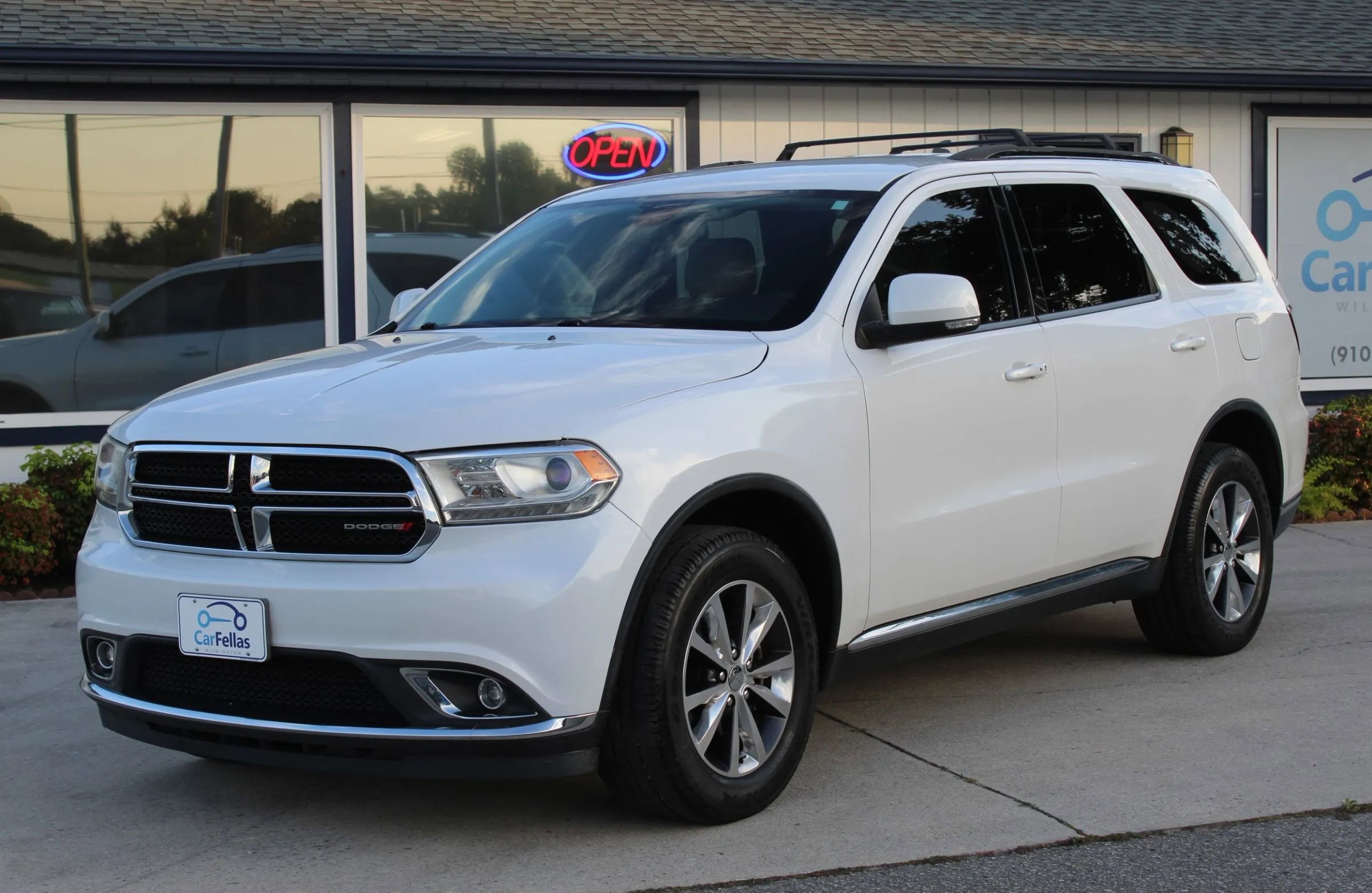 Used 2016 Dodge Durango Limited w/ Nav & Power Liftgate Group image 1