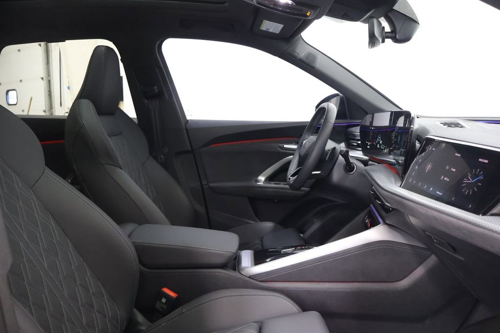 Used 2025 Audi SQ5 Prestige w/ Prestige Package AWD/4WD image 21