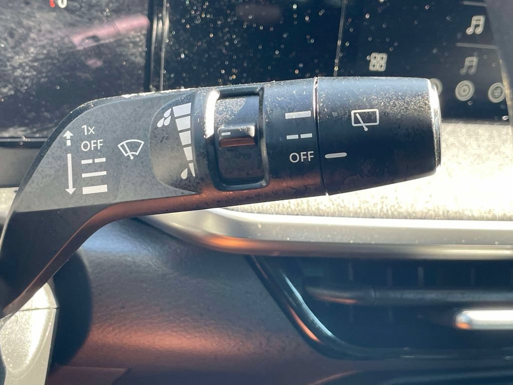Used 2026 Nissan Kicks SV FWD image 24