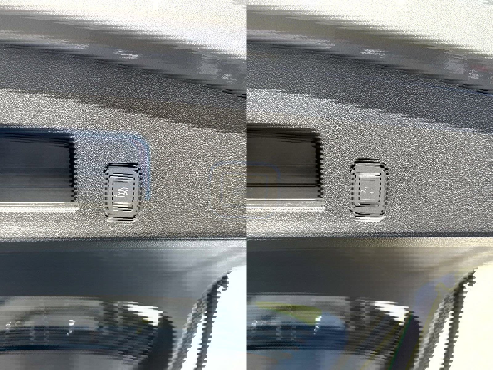 New 2026 Chevrolet Traverse Z71 w/ Enhanced Driving Package AWD/4WD image 16