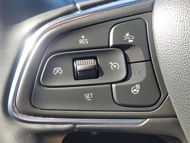 Used 2025 Buick Envista Sport Touring w/ Experience Buick Package image 16