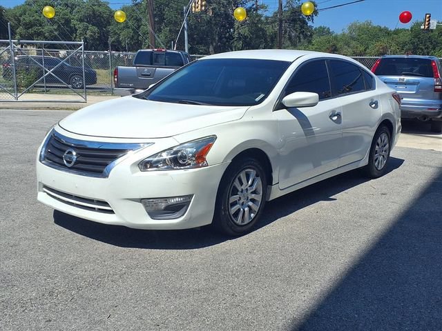 Used 2013 Nissan Altima 2.5 FWD image 3