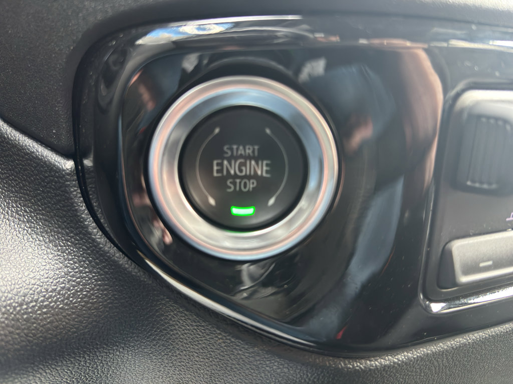 Used 2025 Chevrolet Silverado 1500 LT image 18