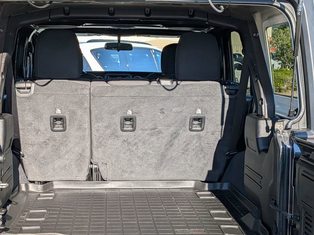 Used 2020 Jeep Wrangler Unlimited Sport S image 30