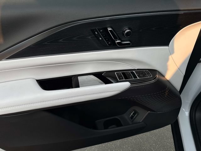 New 2026 Cadillac Lyriq Sport AWD/4WD image 16
