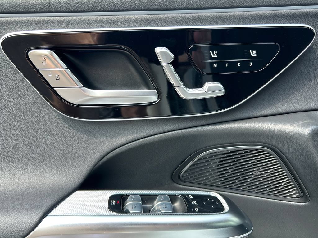 New 2026 Mercedes-Benz E 350 4MATIC Sedan image 11