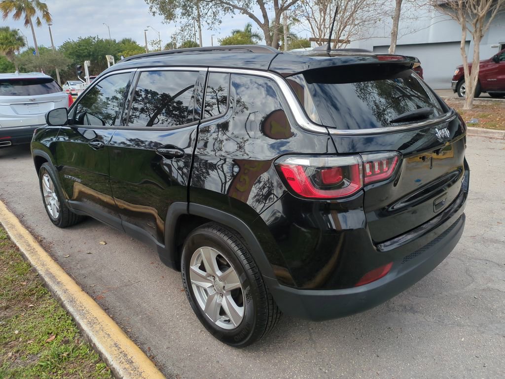 Certified 2022 Jeep Compass Latitude image 7