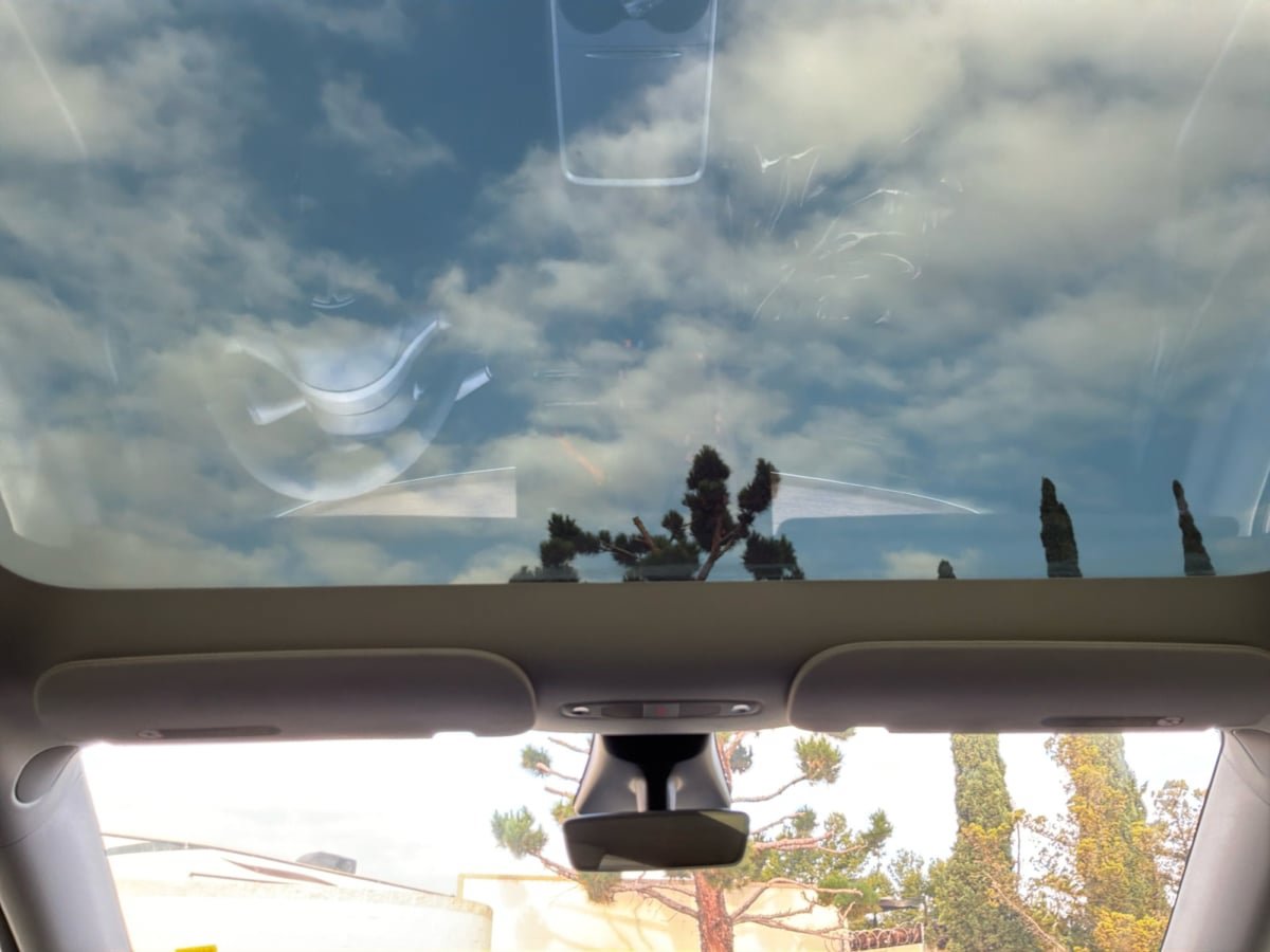 Used 2021 Tesla Model Y Long Range AWD/4WD image 16