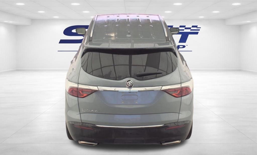 Used 2023 Buick Enclave Essence image 7