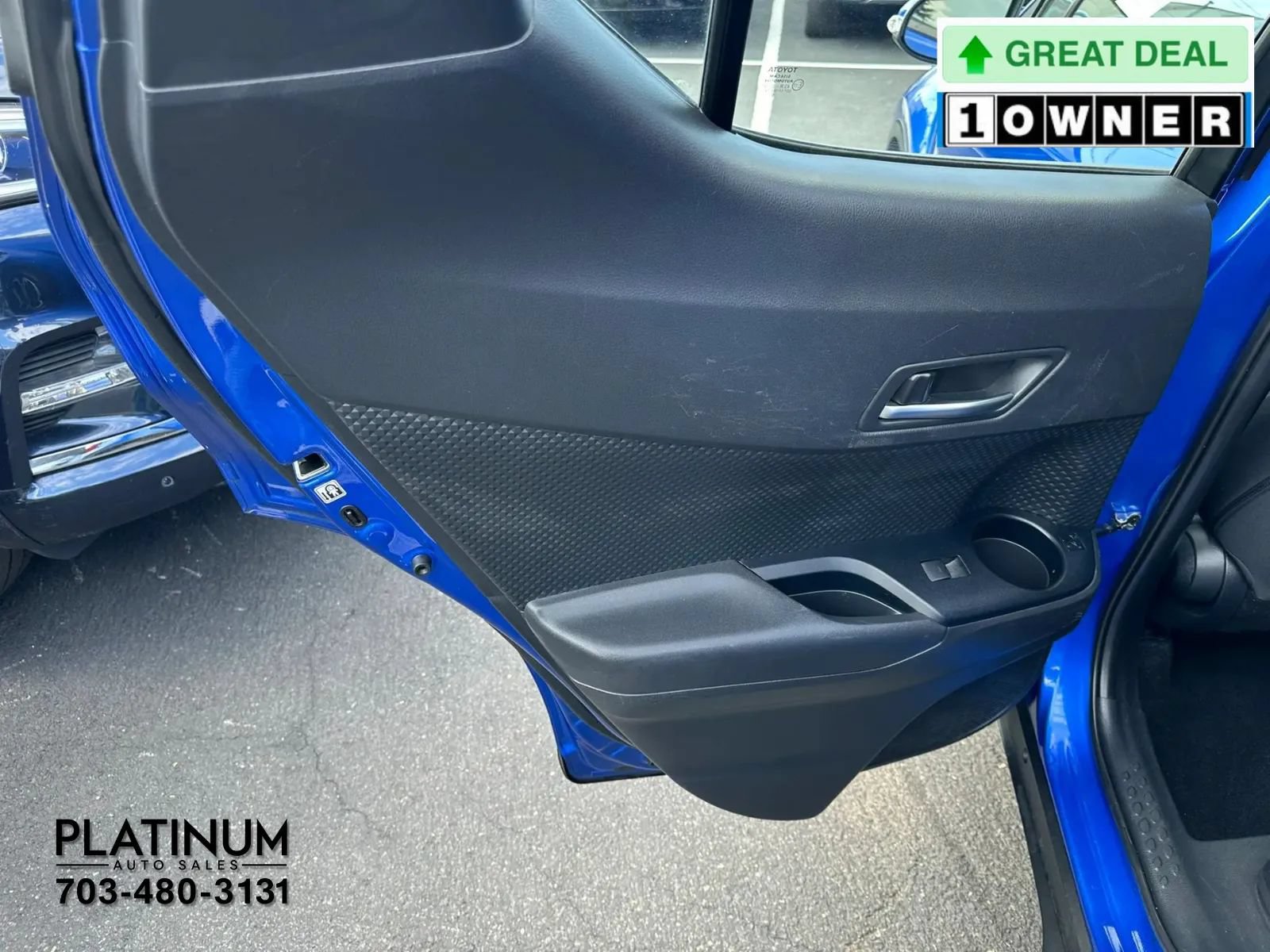 Used 2021 Toyota C-HR XLE FWD image 17