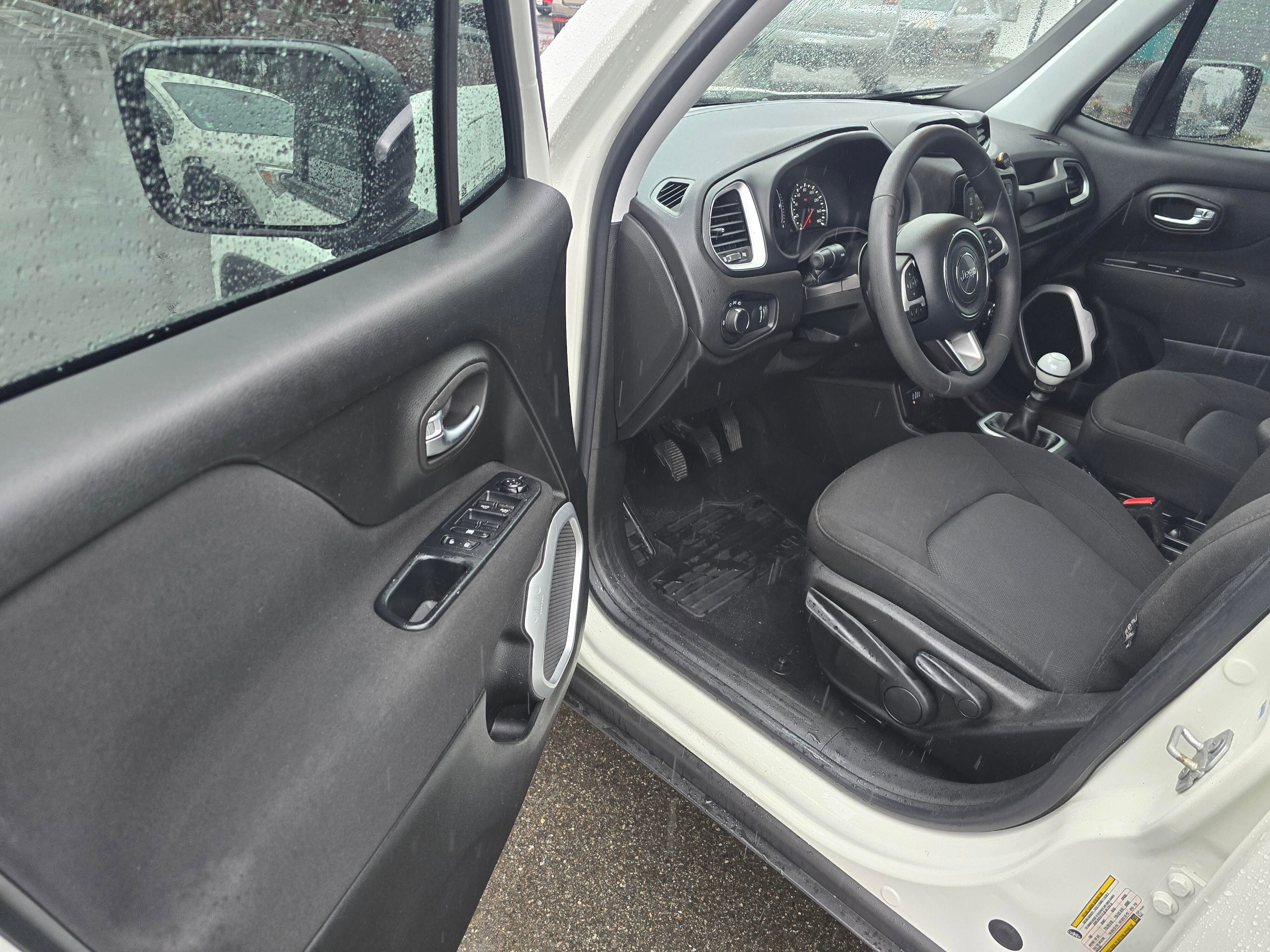 Used 2018 Jeep Renegade Sport w/ Power & Air Group AWD/4WD image 25