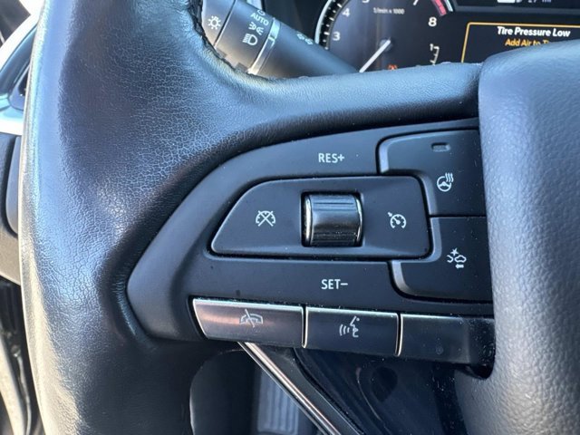 Used 2024 Cadillac XT6 Premium Luxury image 27