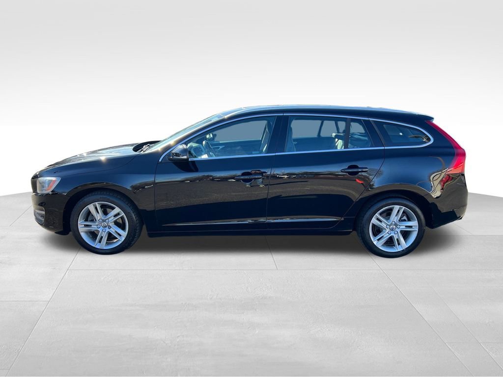 Used 2015 Volvo V60 T5 Premier w/ Convenience Package image 5