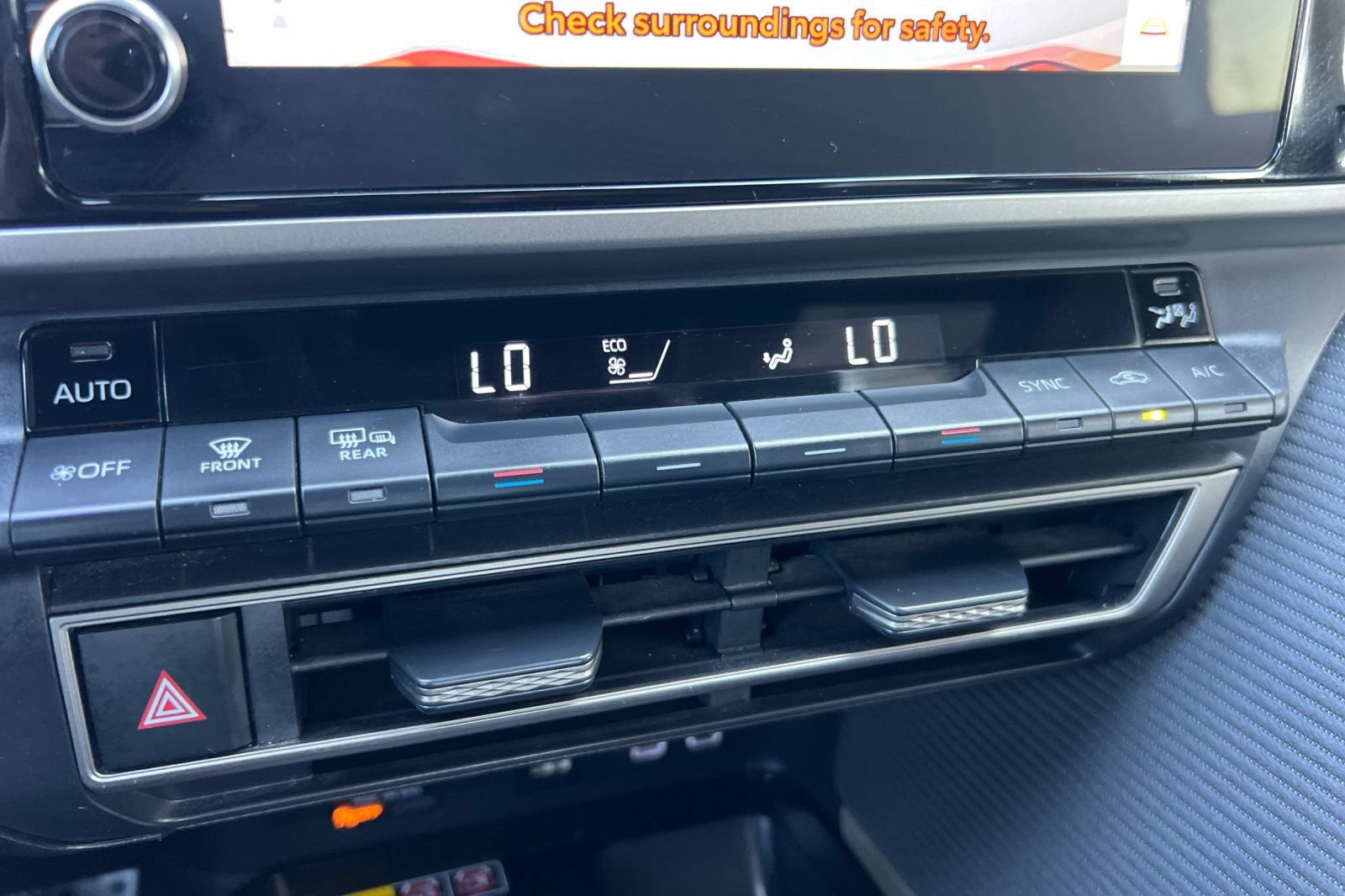 Certified 2025 Toyota Camry SE FWD image 28