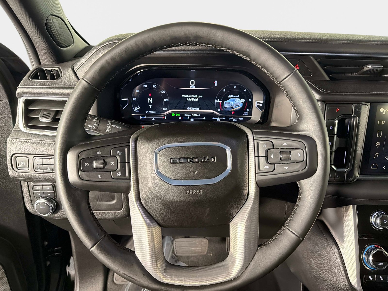 Used 2024 GMC Yukon Denali AWD/4WD image 41