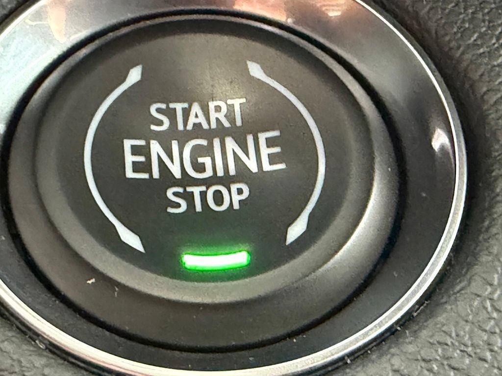 Used 2025 Buick Enclave Sport Touring FWD image 17