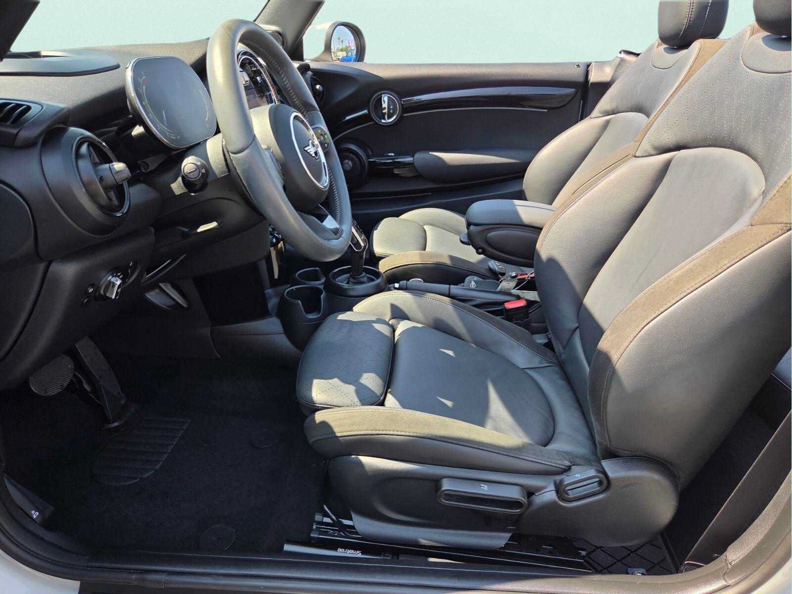 Used 2024 MINI Cooper S FWD image 11