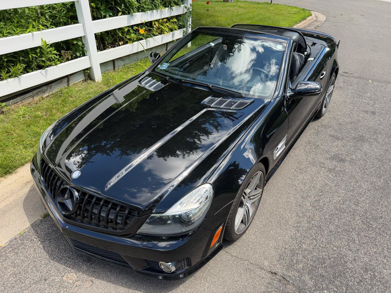 Used 2011 Mercedes-Benz SL 63 AMG image 23