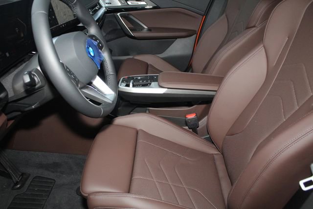 New 2025 BMW X1 xDrive28i w/ Convenience Package image 18