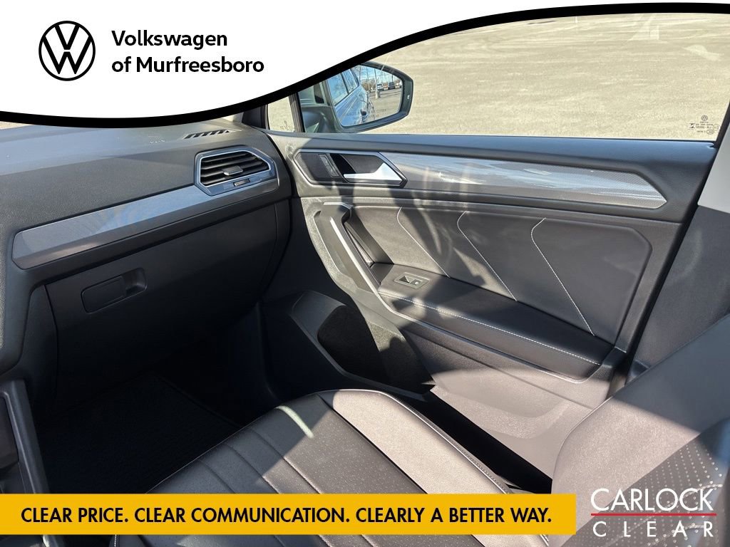 Certified 2024 Volkswagen Tiguan SE image 27