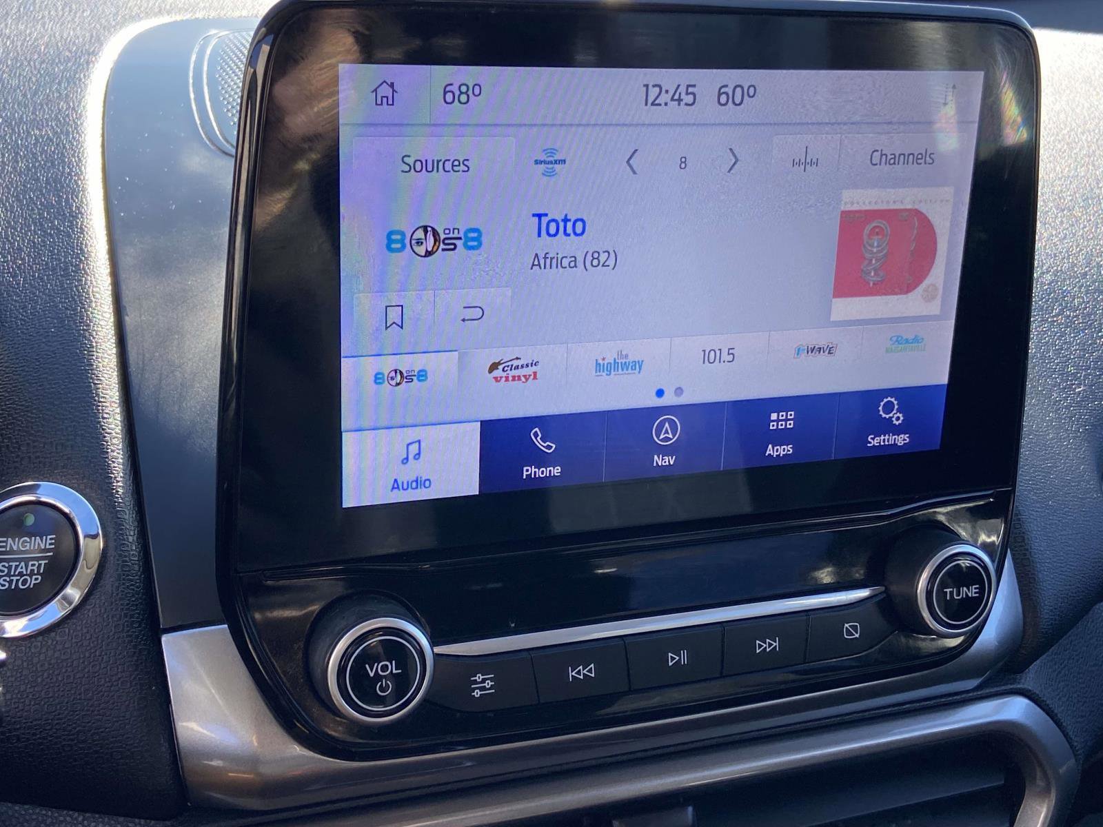 Used 2021 Ford EcoSport SE w/ SE Convenience Package image 16