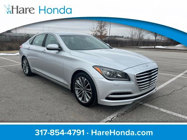 Used 2015 Hyundai Genesis 3.8 image 1