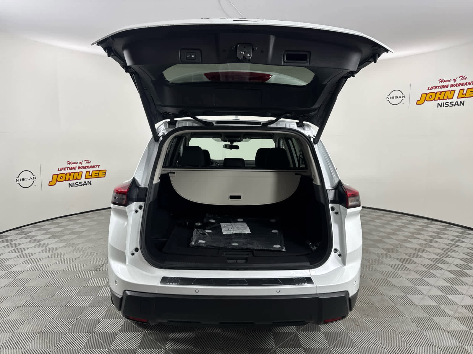 New 2026 Nissan Rogue SV image 5