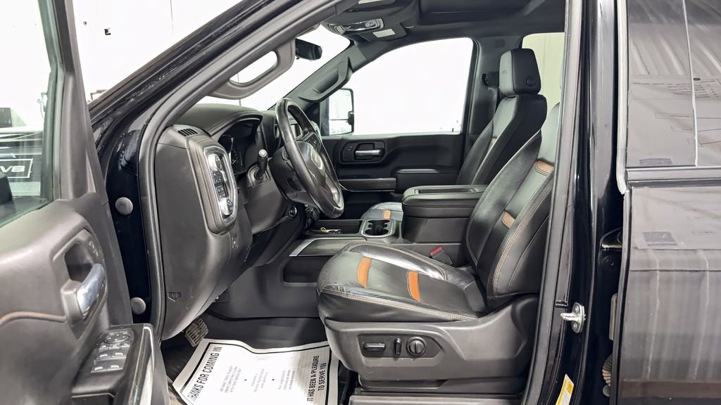 Used 2021 GMC Sierra 2500 AT4 w/ AT4 Preferred Package image 8