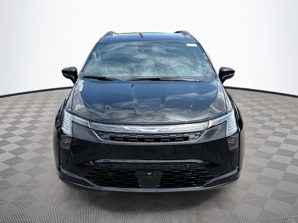 New 2027 Chrysler Pacifica Limited FWD image 2